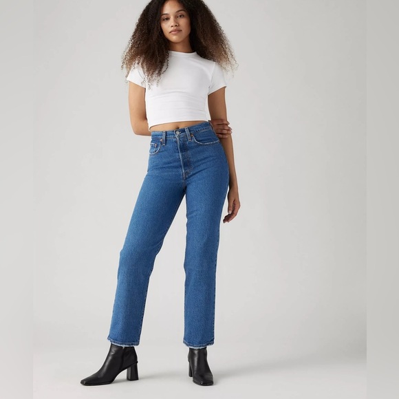 Levi’s RIBCAGE STRAIGHT CROP WOMEN'S JEANS SZ 31 raw hem med wash High waisted - Picture 1 of 9